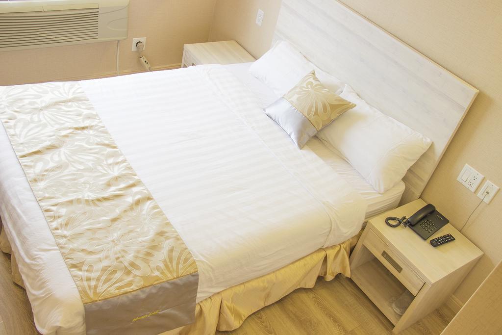 Phoenix Hotel Brooklyn Sunset Park (Adults Only) New York Esterno foto
