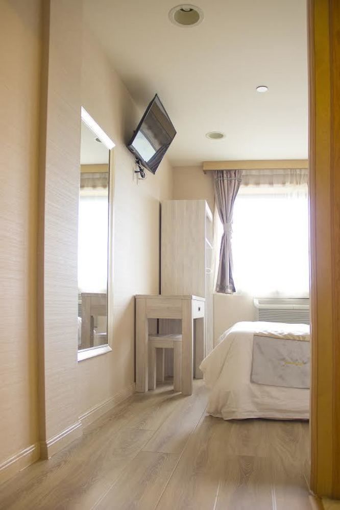 Phoenix Hotel Brooklyn Sunset Park (Adults Only) New York Esterno foto