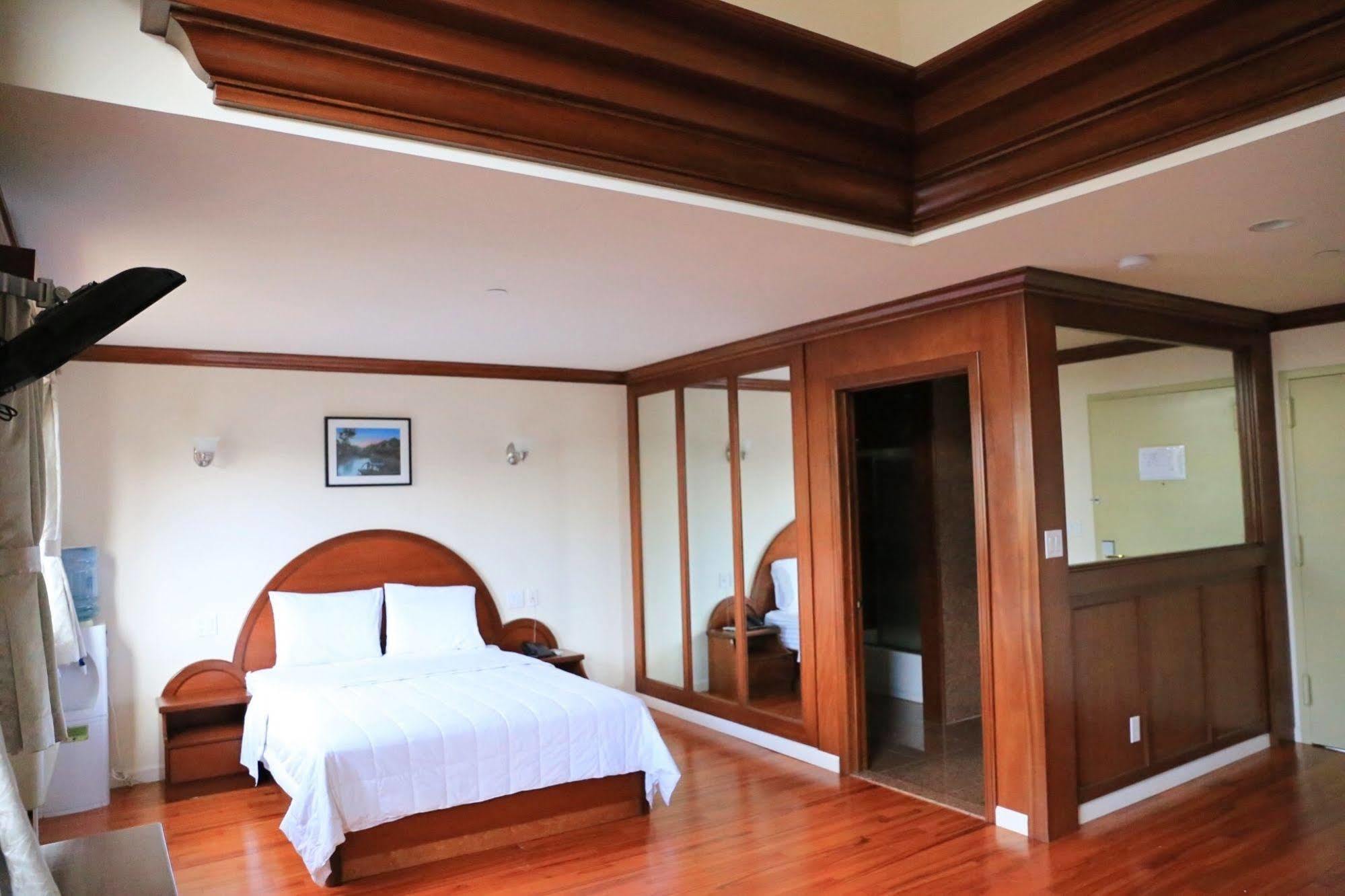 Phoenix Hotel Brooklyn Sunset Park (Adults Only) New York Esterno foto
