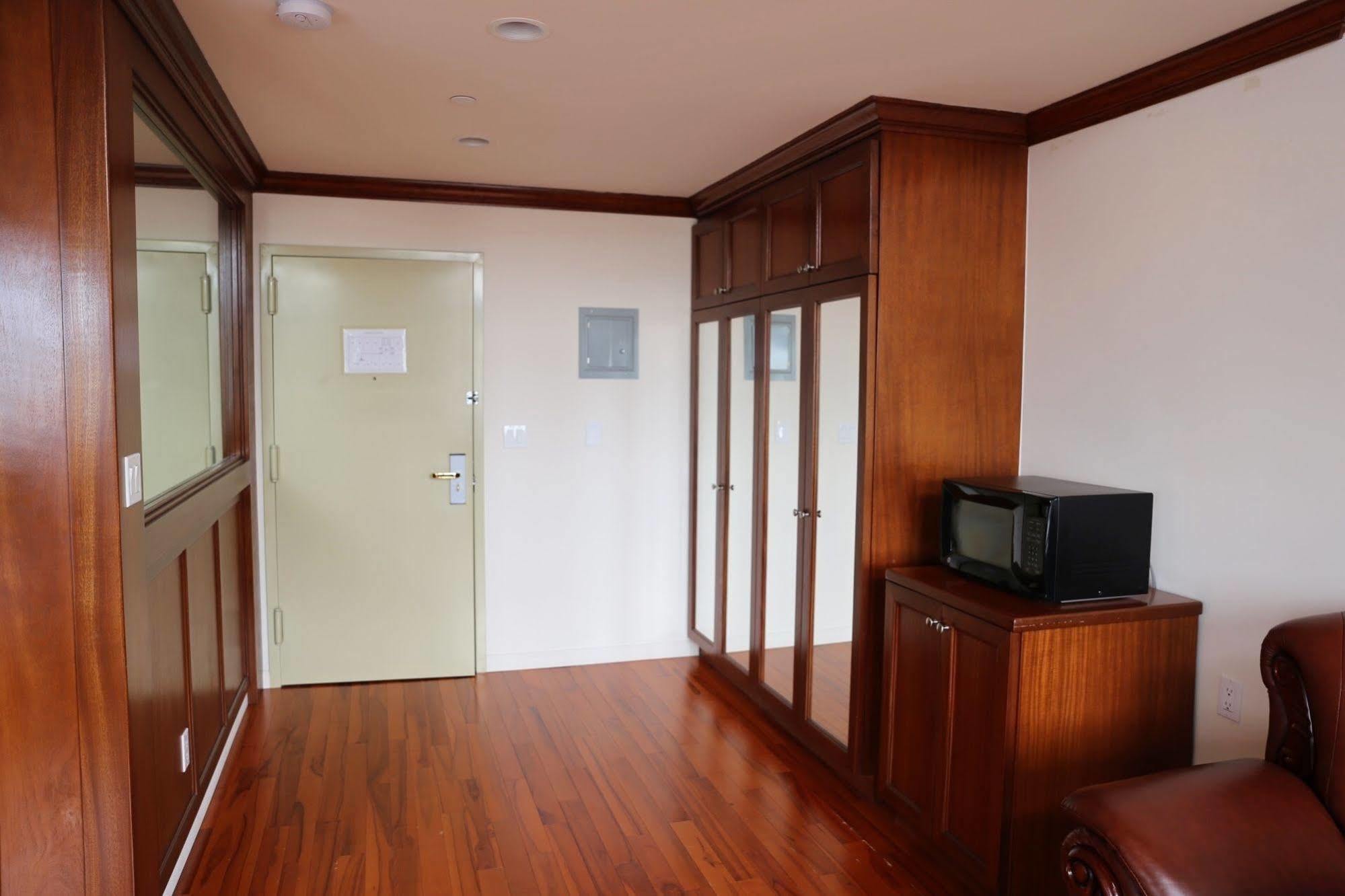 Phoenix Hotel Brooklyn Sunset Park (Adults Only) New York Esterno foto